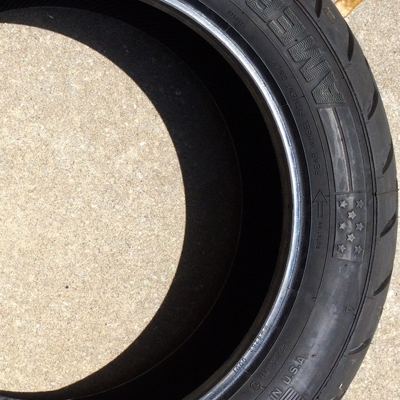 Dunlop tires 130/60/19 and 180/65/16 - Picture 4 of 5